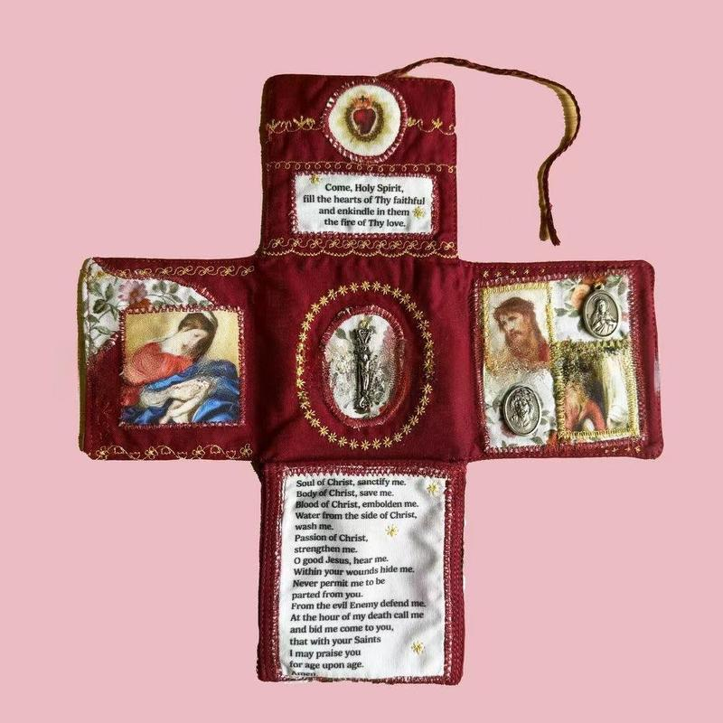 🕊️ Handmade Catholic Prayer Pocket – Sacred Icons & Prayers 🎁